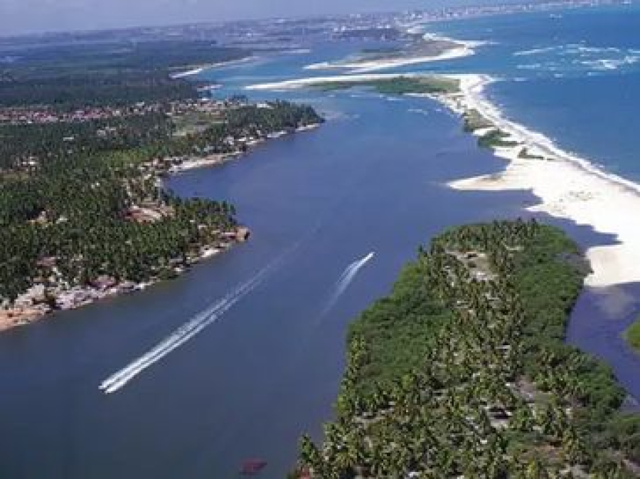 Pescador é resgatado após ser arrastado por correnteza em Marechal Deodoro