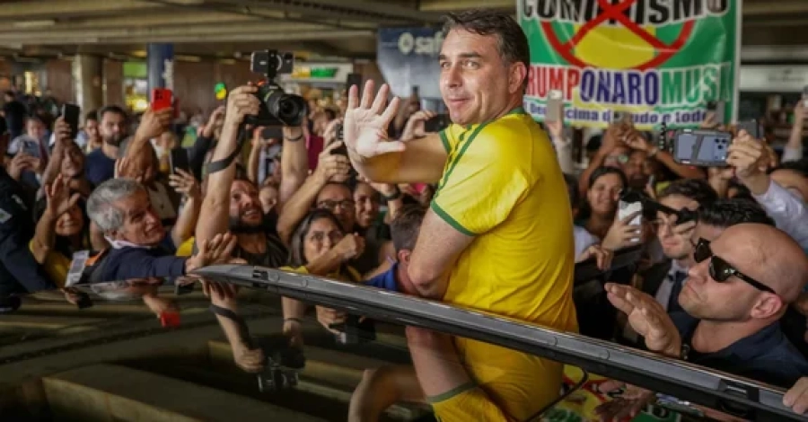 Flávio Bolsonaro cumpre agenda em Maceió e Arapiraca nesta terça-feira