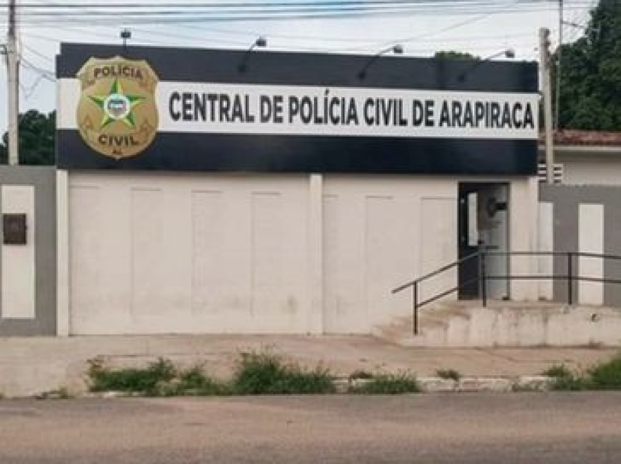Moto furtada é rastreada e PM encontra ciclomotor com chassi e motor adulterados em Arapiraca