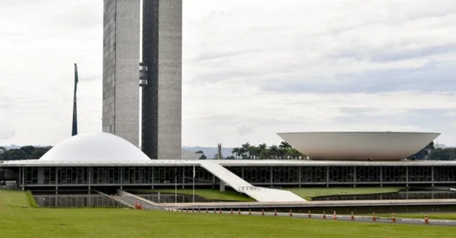 Congresso entra em semana decisiva com votação do fim da 6x1, ‘taxa das blusinhas’ e segurança pública