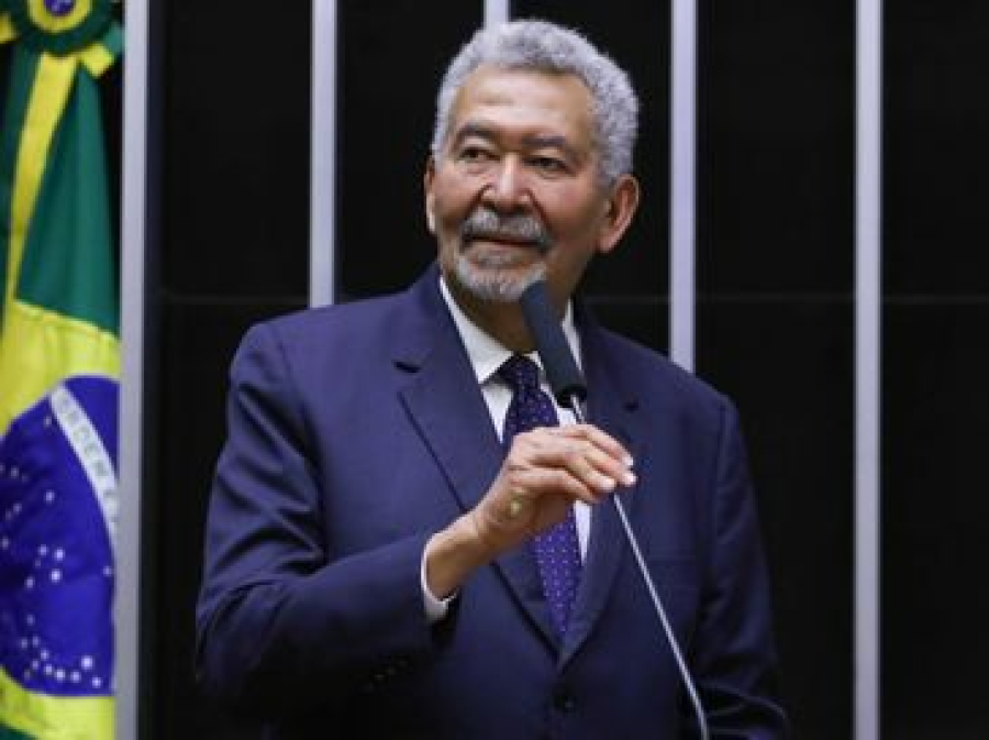  TSE derruba decisão do TRE-AL e devolve mandato de deputado federal a Paulão