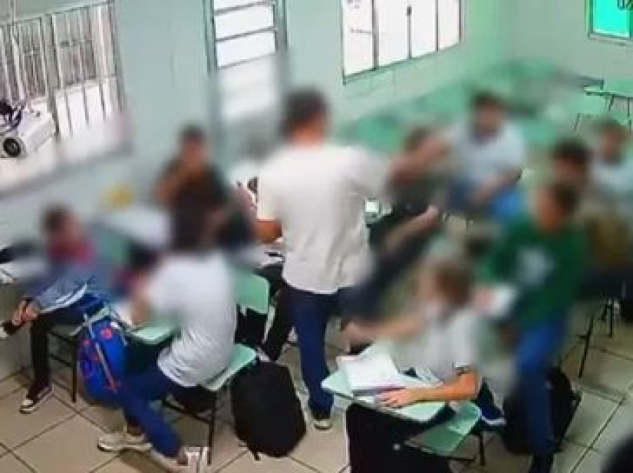 Professor é condenado a 7 anos de prisão por injúria racial contra aluno em Maceió