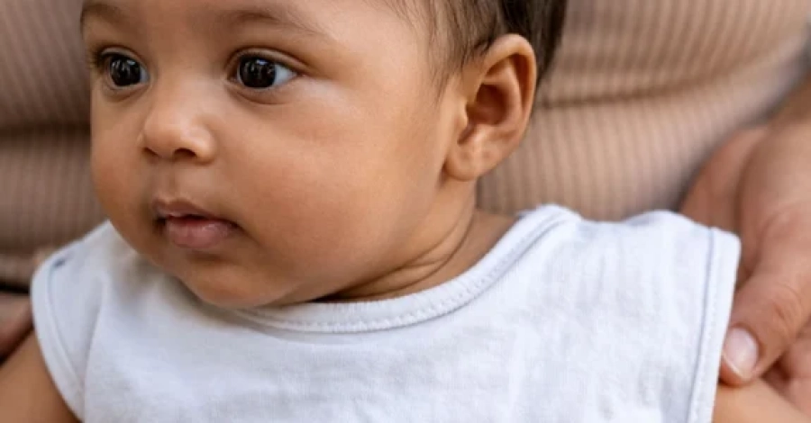 Investigação aponta versões diferentes do pai sobre morte de bebê de dois meses no Sertão de Alagoas