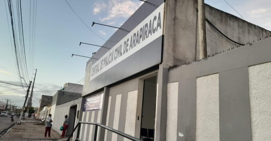 Moradores rendem dupla após roubo de motocicleta em Craíbas