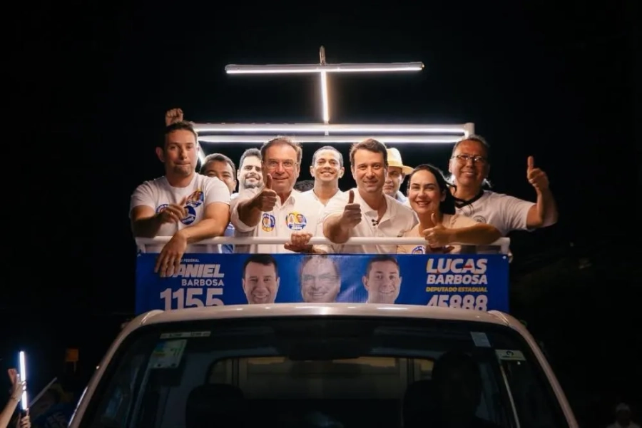 Luciano mostra força nas ruas e transforma caravanas em gigantescas manifestações populares em Arapiraca