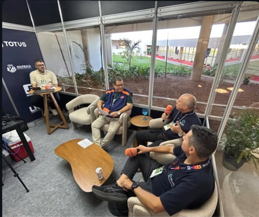 ZUQ Performance destaca tecnologia para gestão de frotas em podcast no Estúdio Líder Experience