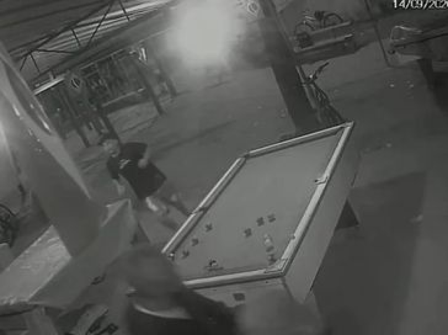 Polícia usa imagens para identificar grupo que atacou torcedores do CRB em Maceió
