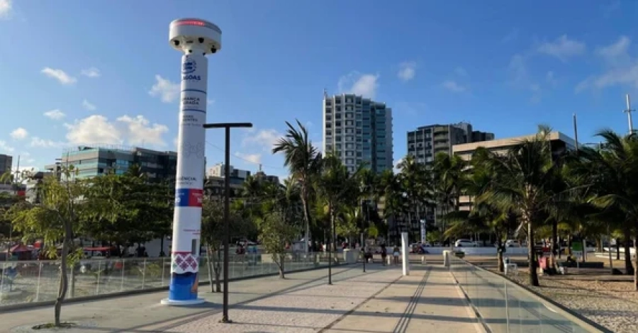 Câmeras ajudam a localizar foragido da Justiça na orla de Maceió