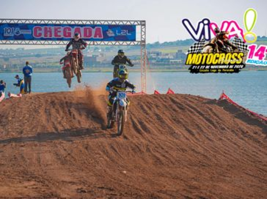 Viva Motocross reúne mais de 300 pilotos em Arapiraca para finais de campeonatos
