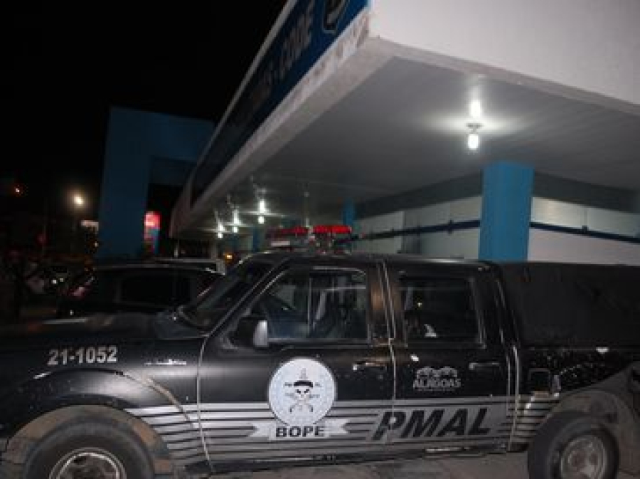 Invasão termina em ataque a tiros e granada contra família em São Miguel dos Campos