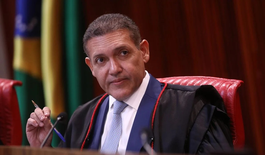 Presidente do TSE fará pronunciamento em rádio e TV na véspera das eleições
