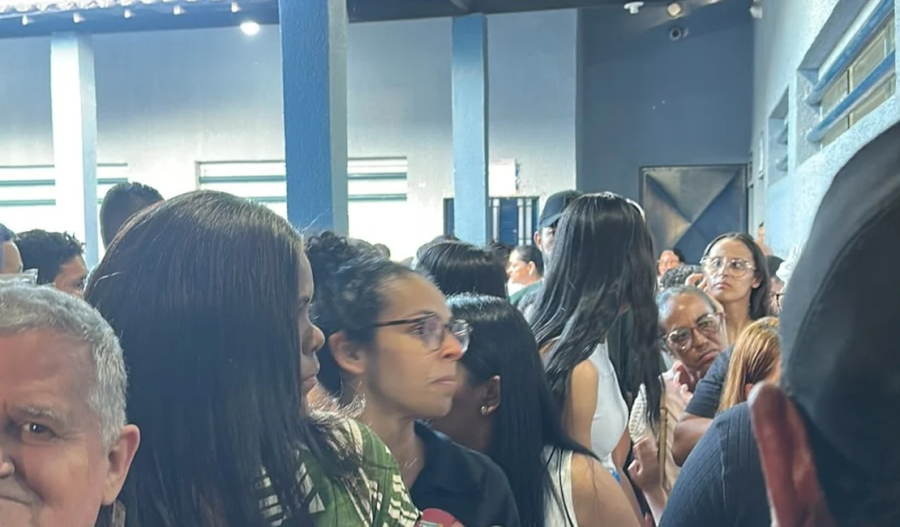 Apuração começa, mas eleitores ainda votam em cidades de Alagoas após as 17h