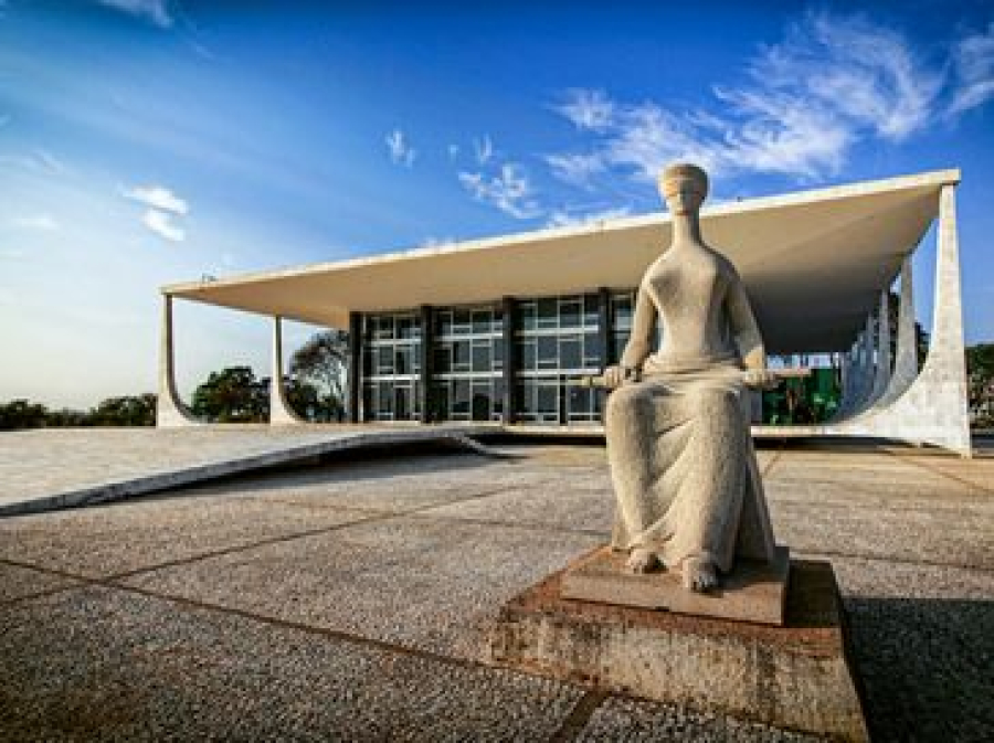 STF deve julgar revisão da condenação de Bolsonaro após eleições