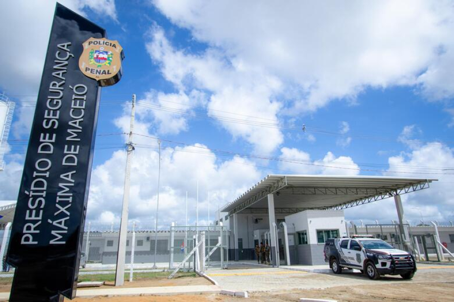 Alagoas poderá bloquear celulares usados ilegalmente em presídios sem ordem judicial