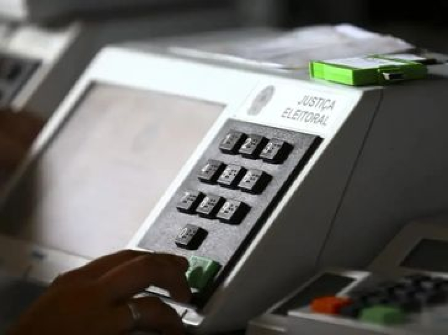 Corte de 77% na frota de transporte de eleitores leva TRE a aprovar pedido de tropas federais para Igaci