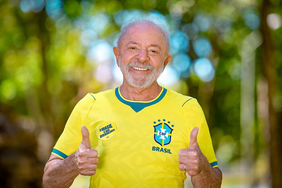 Lula vence Flávio Bolsonaro e é reeleito presidente do Brasil