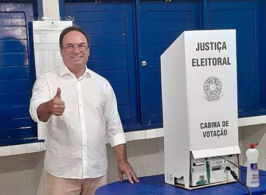 Luciano Barbosa comemora reeleição de Lula e destaca participação da juventude em Arapiraca