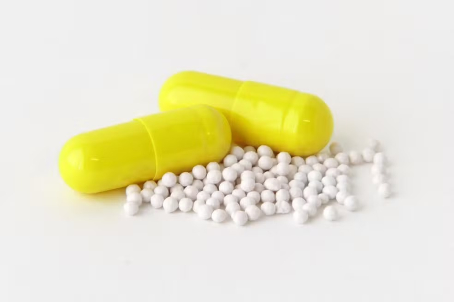 Uso prolongado de omeprazol pode afetar absorção de minerais e saúde óssea, alerta estudo brasileiro