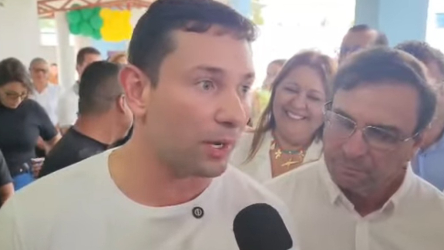 Vídeo- Lucas Barbosa fala sobre pré- candidatura a deputado estadual 