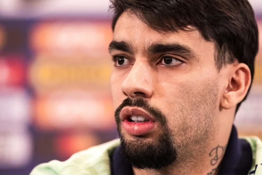 Flamengo anuncia contratação de Lucas Paquetá