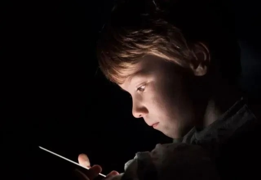 Projeto que restringe acesso de crianças a redes sociais avança em Portugal