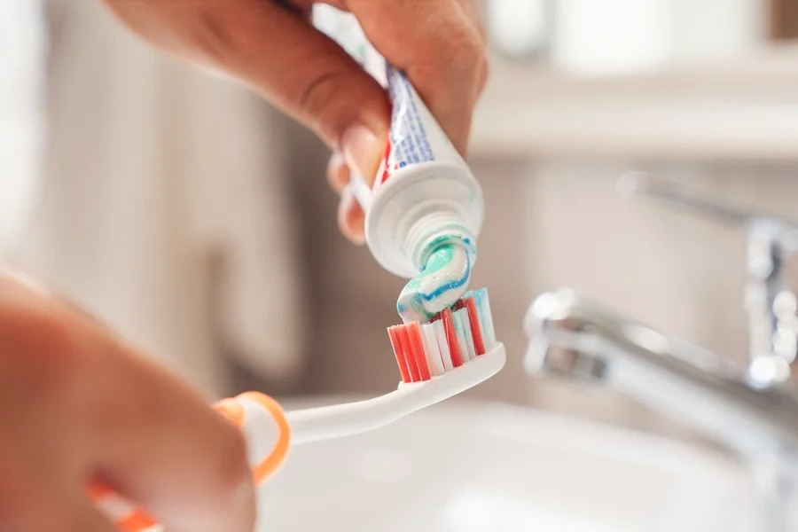 Escovar os dentes sem pressa faz diferença na prevenção da cárie