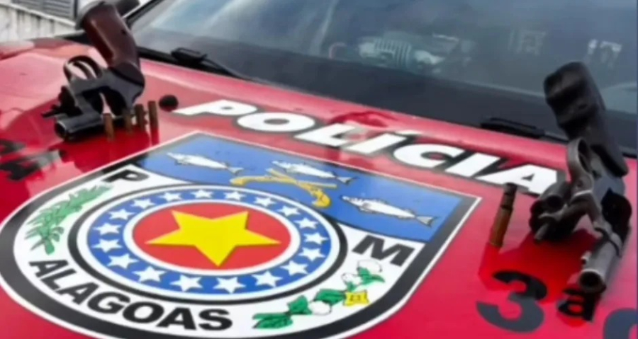 Perseguição policial termina com dois mortos após roubo de carro e sequestro em Viçosa