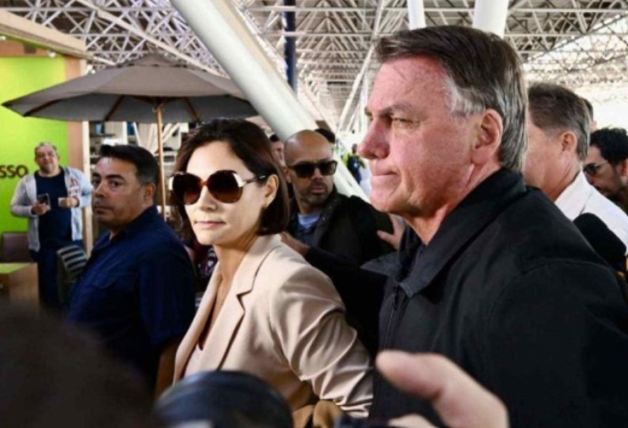 Em carta, Bolsonaro lamenta críticas da direita a Michelle e diz que apoios devem vir pelo 'diálogo e convencimento'