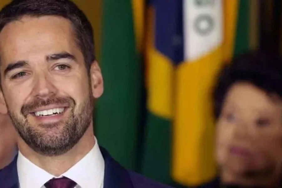 Eduardo Leite oficializa pré-candidatura a presidente