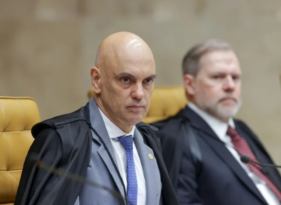 Senador propõe CPI para investigar Moraes e Toffoli no caso Master