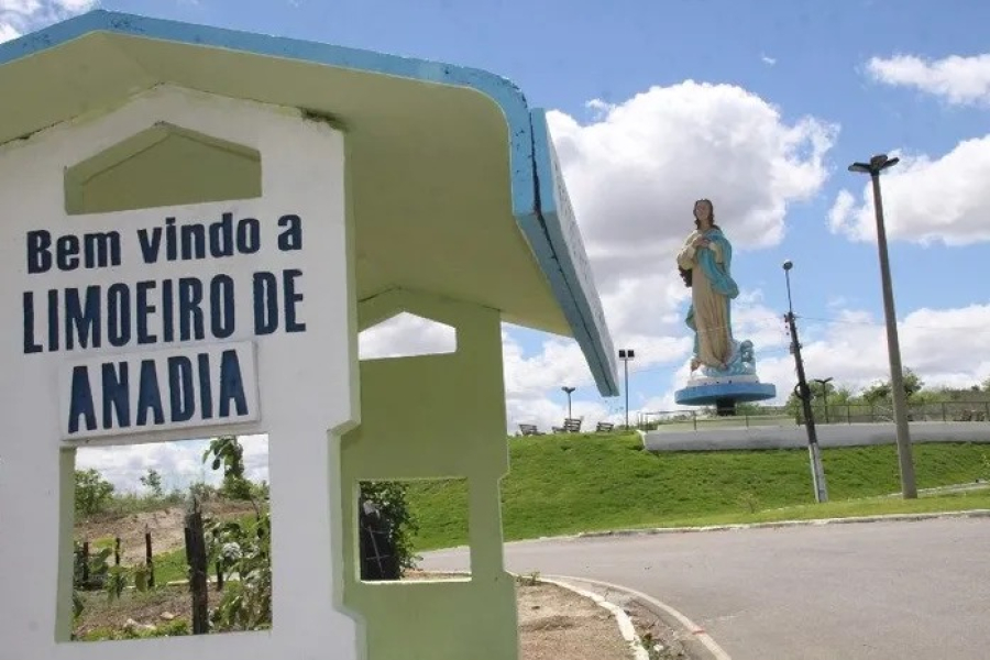 Homem é preso após ficar nu e tentar estuprar colega de trabalho em Limoeiro de Anadia