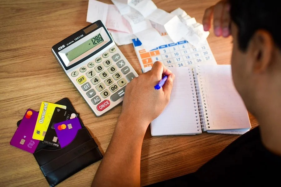 Endividamento das famílias chega a 80,2%, o maior da série histórica