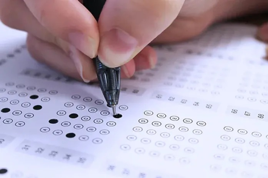 Governo de Alagoas publica edital de concurso da Uneal com salário inicial de R$ 5,3 mil