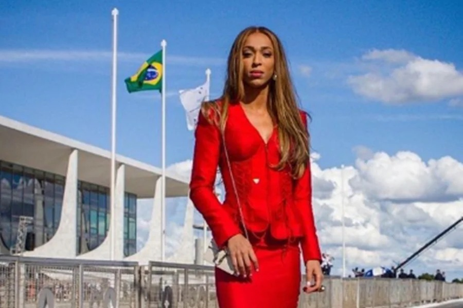 Após polêmica, Erika Hilton promete pauta de consenso em comissão