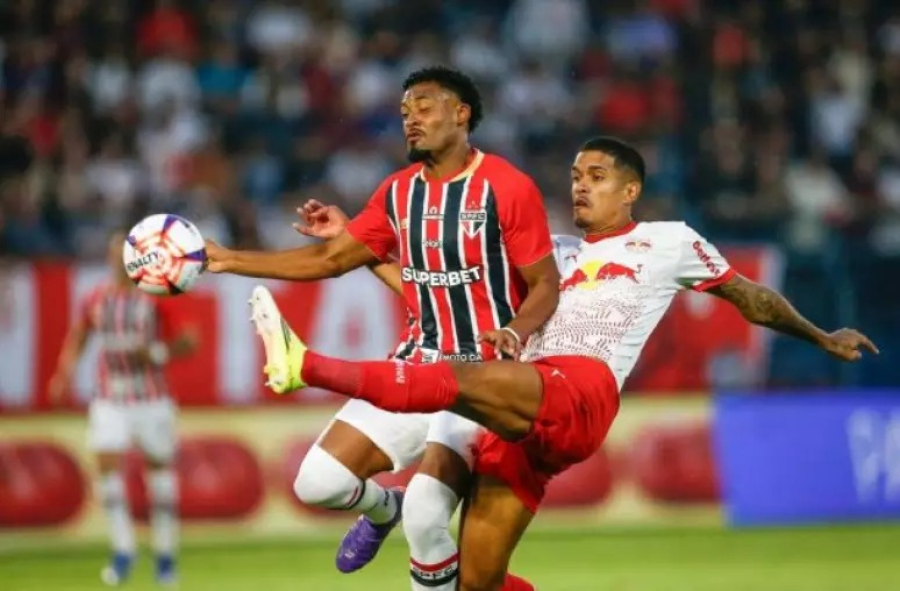 BRASILEIRÃO: São Paulo segue na liderança, seguido pelo Palmeiras