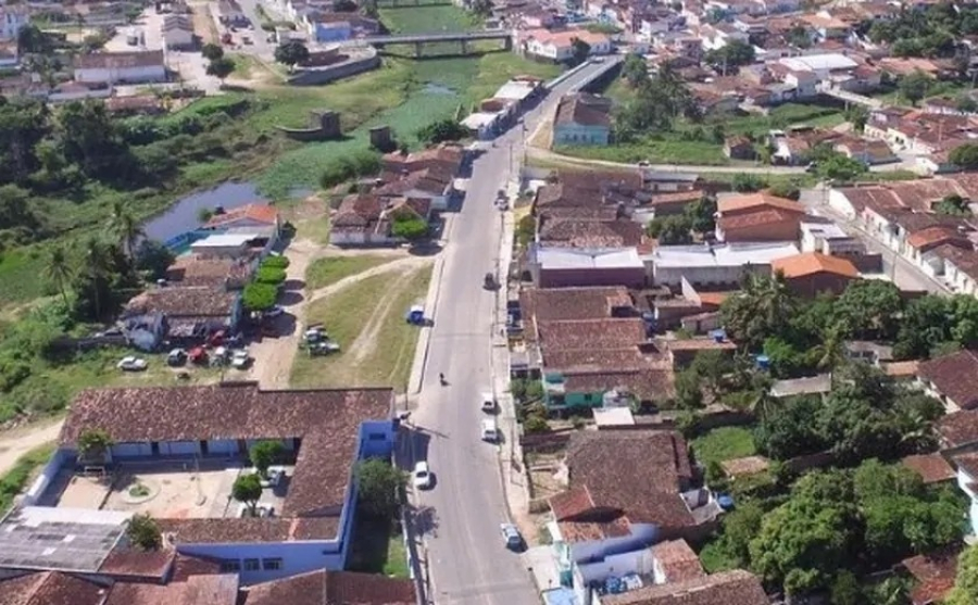 Homem, de 25 anos, foi morto a tiros na madrugada desta segunda-feira em Quebrangulo