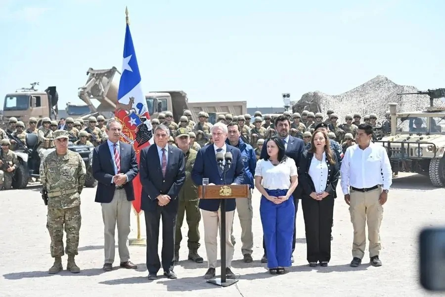 Chile inicia construção de muro na fronteira com Peru