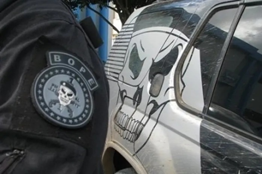 Artefato explosivo é encontrado em frente à sede de torcida organizada em Maceió