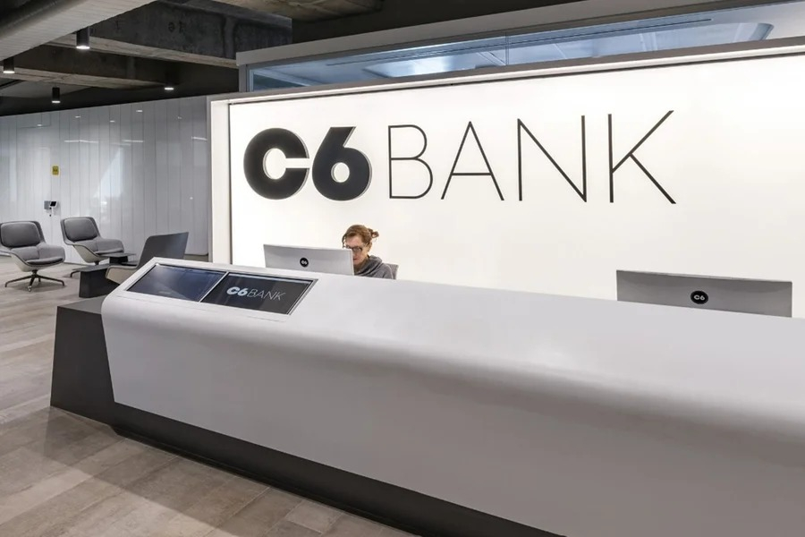 INSS suspende consignados do C6 Bank e quer retorno de R$ 300 milhões