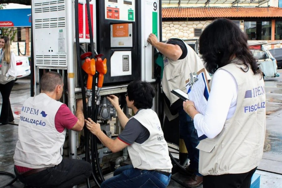 PF abre inquérito para apurar preços abusivos dos combustíveis no país
