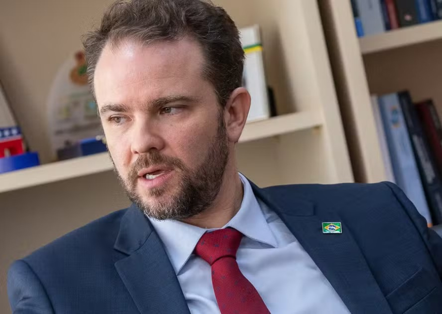 Lula anuncia Dario Durigan como substituto de Fernando Haddad no Ministério da Fazenda