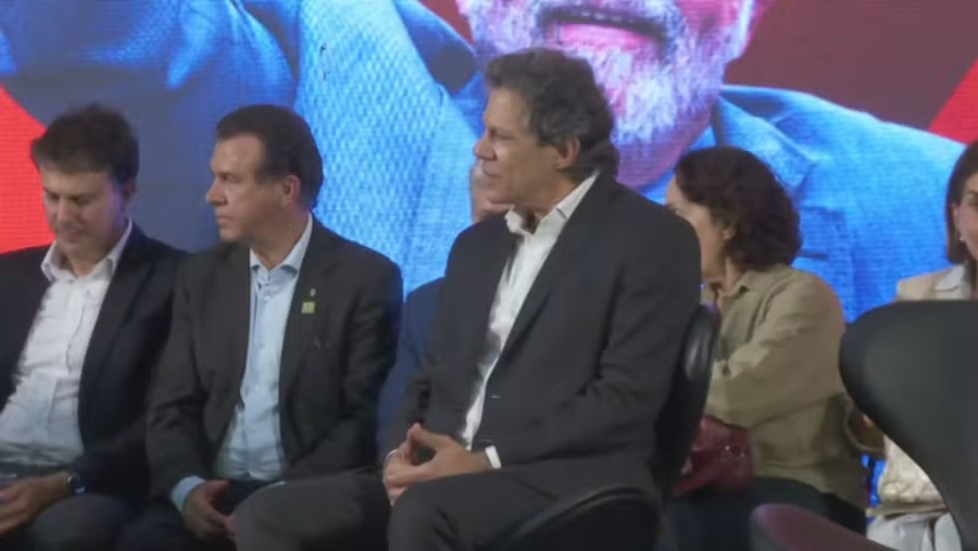 PT confirma pré-candidatura de Haddad ao governo de SP
