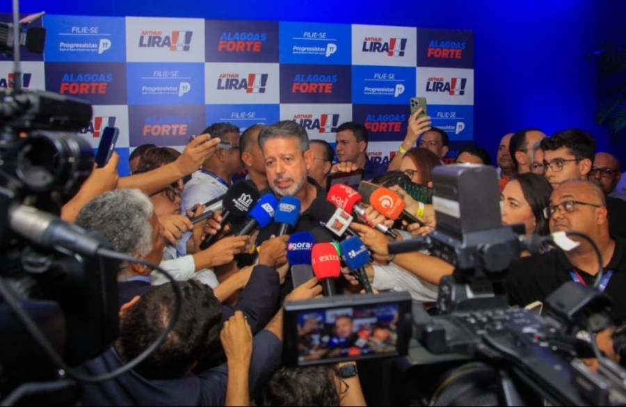 Arthur Lira lança pré-candidatura ao Senado