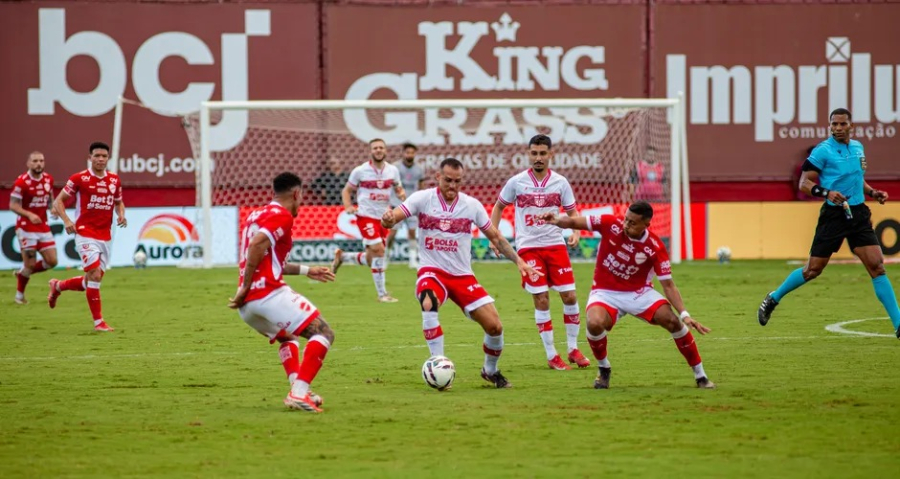 CRB arranca empate por 2 a 2 com o Vila Nova na estreia da Série B do Brasileiro 2026