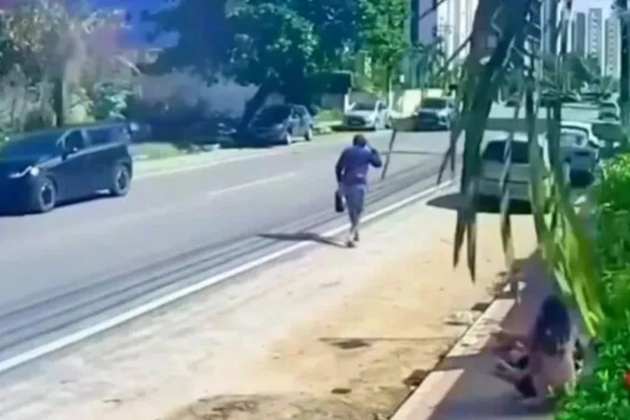 Turista é morto a tiros na frente da filha em praia na Paraíba