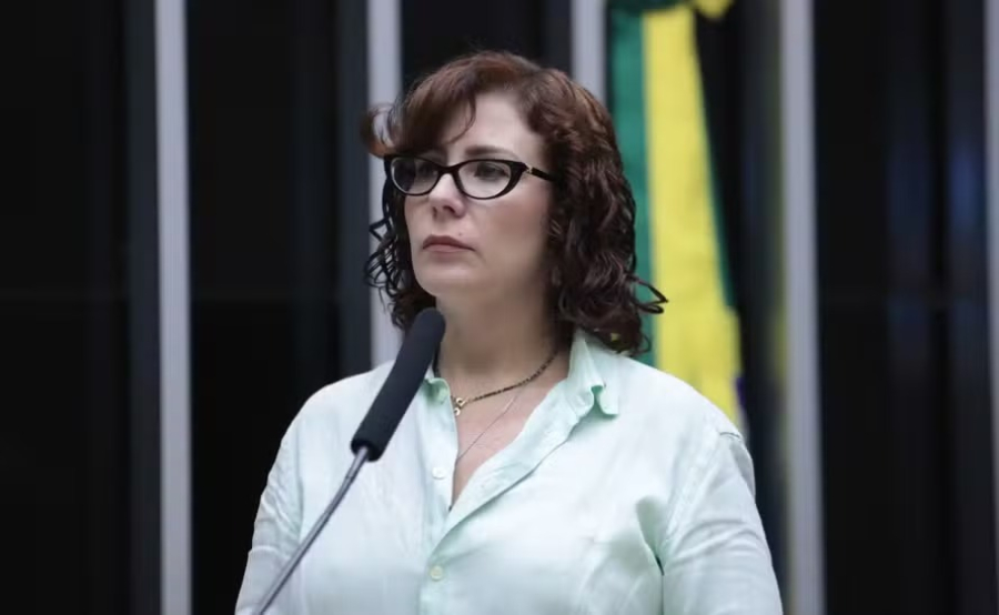 Justiça italiana autoriza extradição de Carla Zambelli ao Brasil