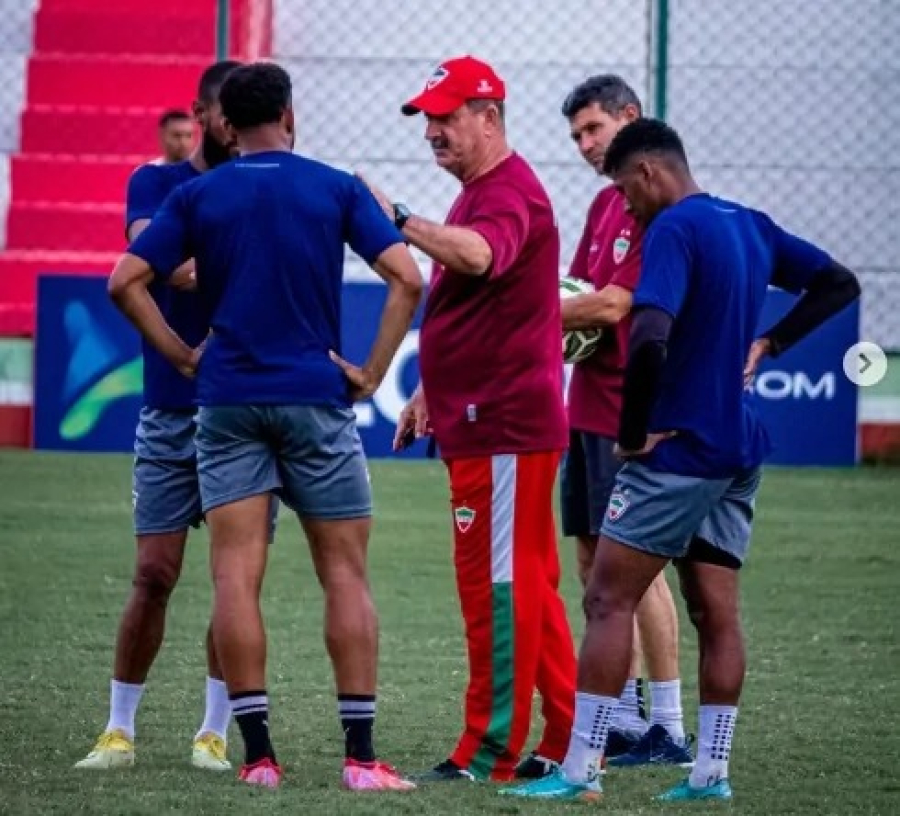 Leandro Campos e zagueiro deixam o CSE e Tricolor anuncia dois meias