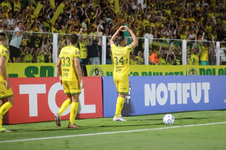 LIBERTADORES: Flamengo e Mirassol vencem na estreia; Palmeiras empata