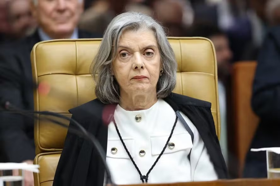 Cármen Lúcia antecipa a eleição do futuro presidente do TSE