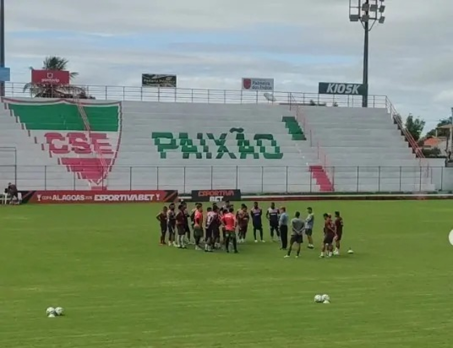 Com dúvida na lateral esquerda, CSE embarca para Alagoinhas e encara o Atlético (BA)